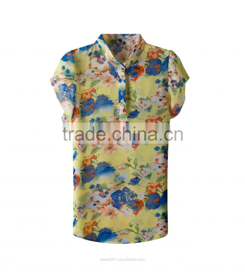 A blouse with a blouse and a short-sleeved chiffon shirt SD94