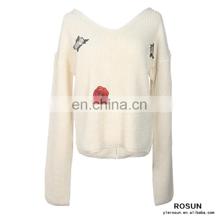 Custom clothing manufacturers Wholesale price latest design flower pattern sweater as cheap girls top with embroidery patch