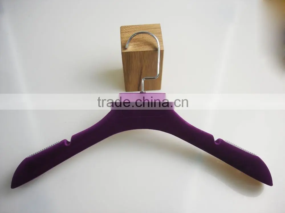 HA6983 hot new design flocked hanger velvet plastic coat hanger