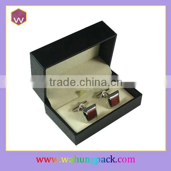 Wood lacquer cufflink gift box with clear window