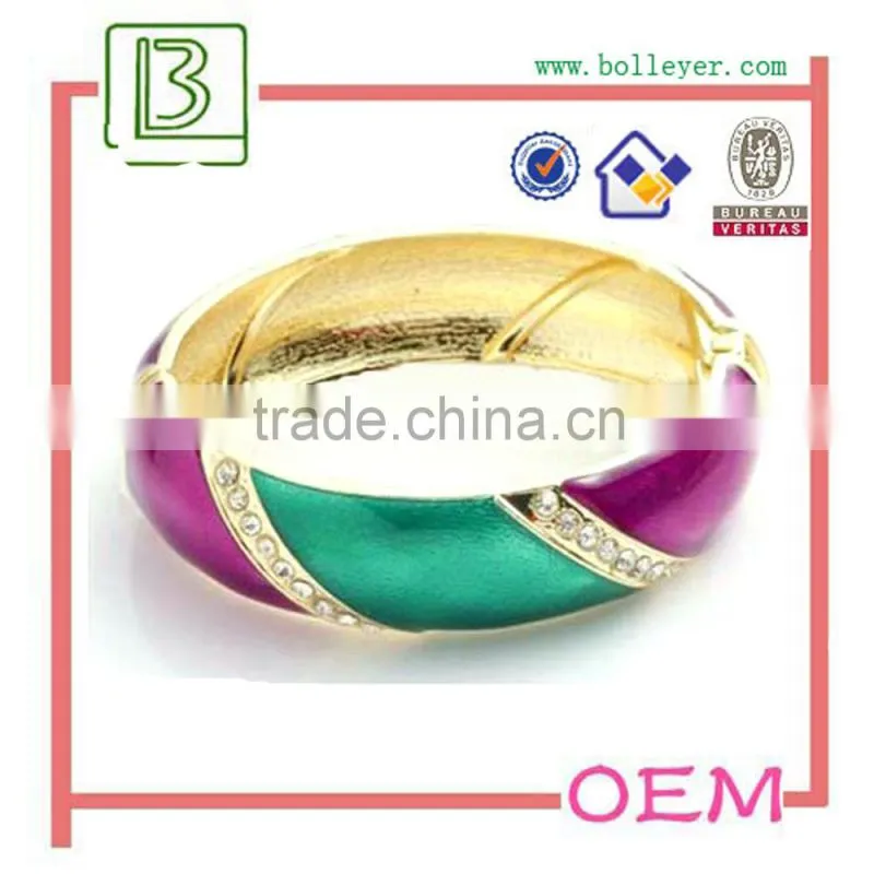 Customized Original Heart Bracelet Wholesale With Metal
