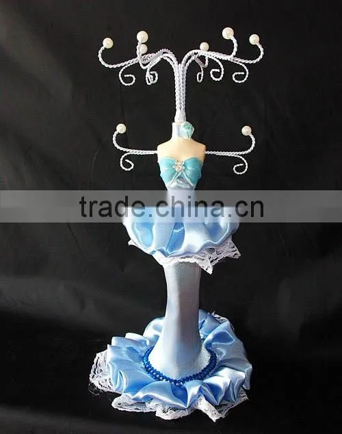 Earring holder