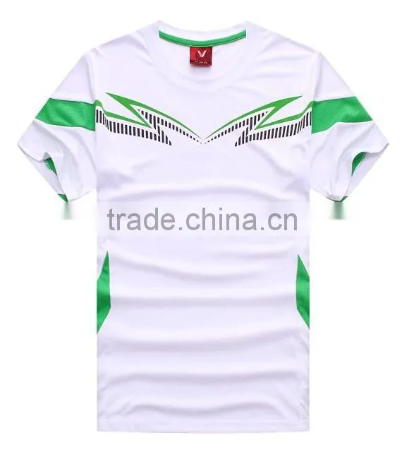 China cheap Custom soccer uniforms sports wear and football jersey