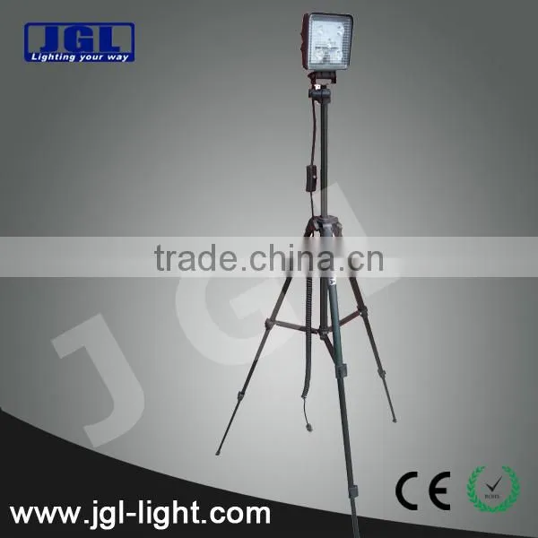 China Factory High Power LED Tripod Work Light Model RLS-836L folding led camping lantern