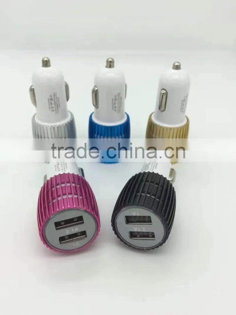 Double USB ports Wholesale Quick Charging Universal Car Charger