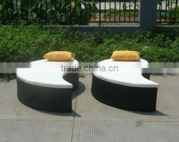 Audu Rattan Queen Cheap Outdoor Patio Daybed