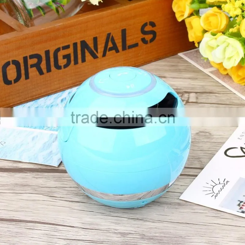 2017 New products mini portable bluetooth speakers with fm radio