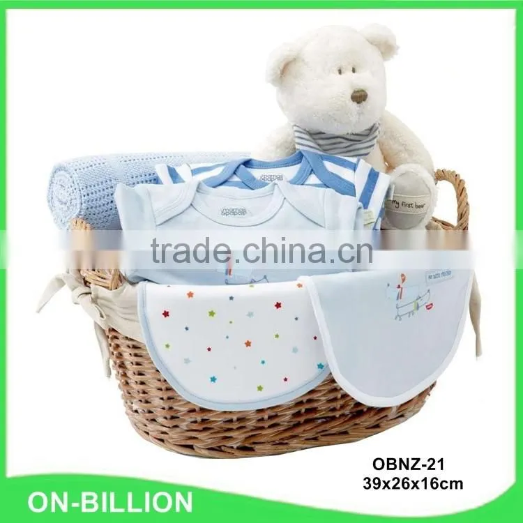 Wholesale promotional wicker gift baskets in bulk
