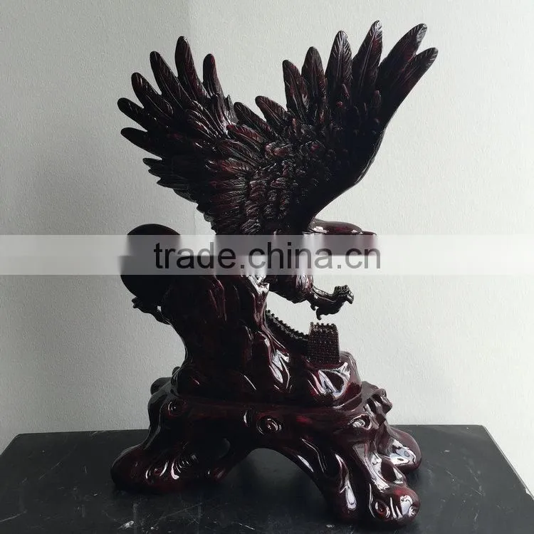 Resin figure of lanneret statue