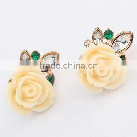 Retro rose flower alloy lady sut earring