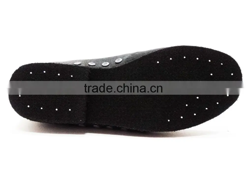 Fishing shoes with special furry cleats sole prevent slippery while rock fishing / fishing equipment