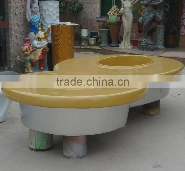 Fiberglass modern round chair