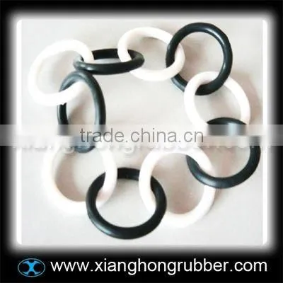 lovely silicone wristband with cartoon pendants