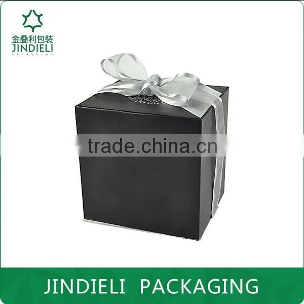 Black square perfume box with bag