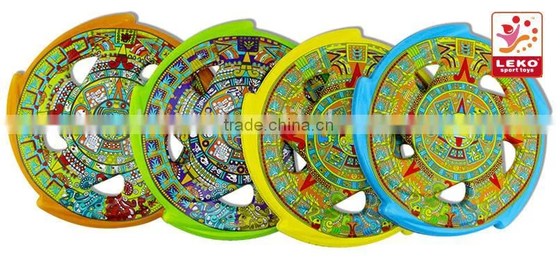 relaxing exercise PU Frisbee in the game