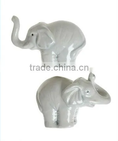 wedding favor ceramic love elephant salt and pepper shakers