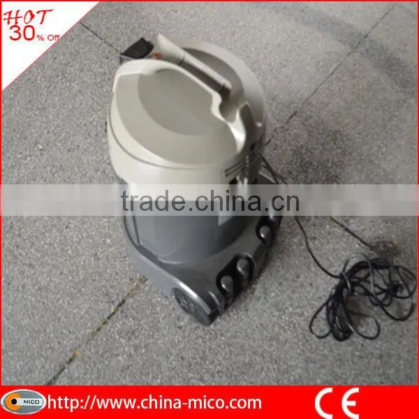 Plastic housing domestic use dry vacuum cleaner
