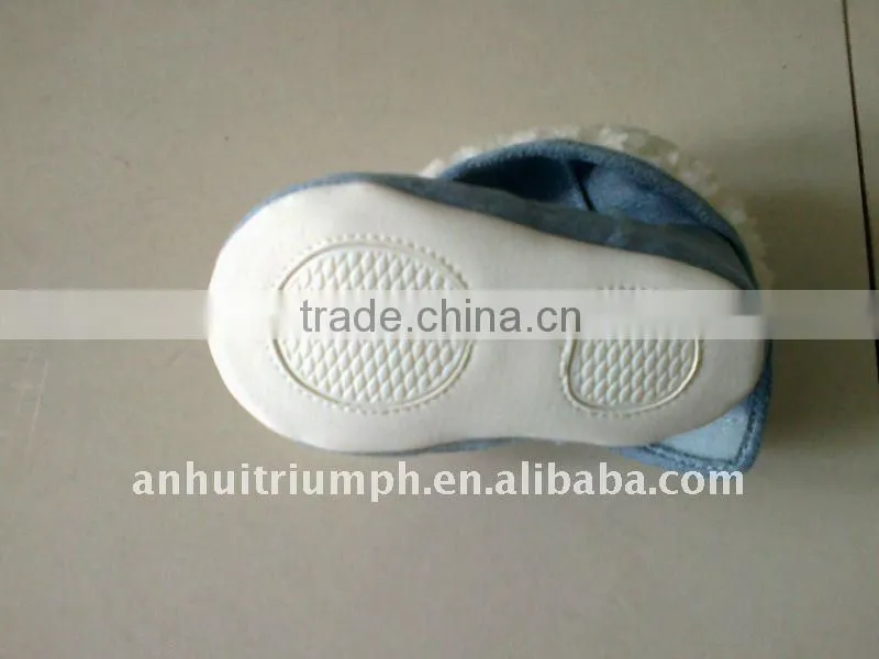 stock baby snow boots