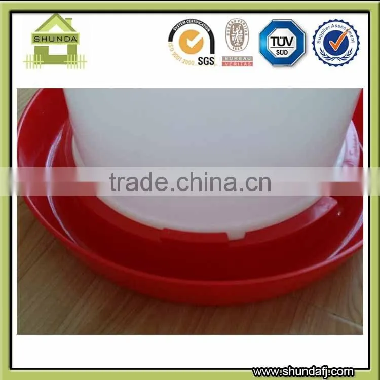 SDCD01 Plastic Red Chicken Drinker Chicken Waterer