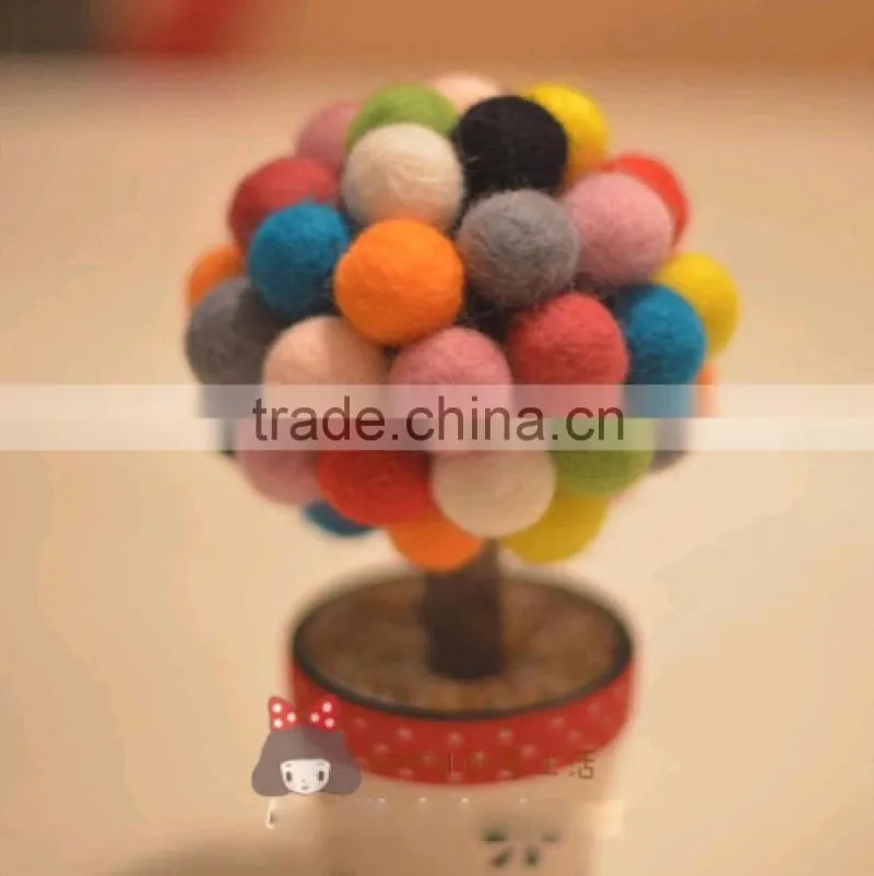 Christmas Decoration felt Balls/wool felt balls/felt balls garland