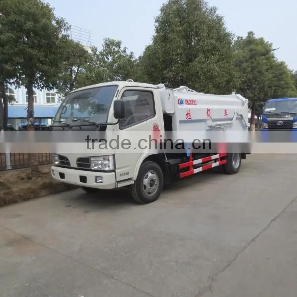 DONGFENG 4*2 Side Loading Garbage Compactor Truck 5m3