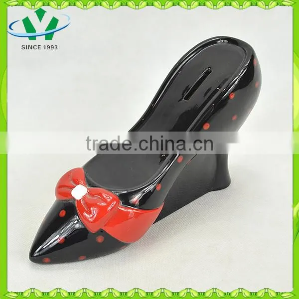 Wholeasale Ceramic high heel shoe piggy bank for gift