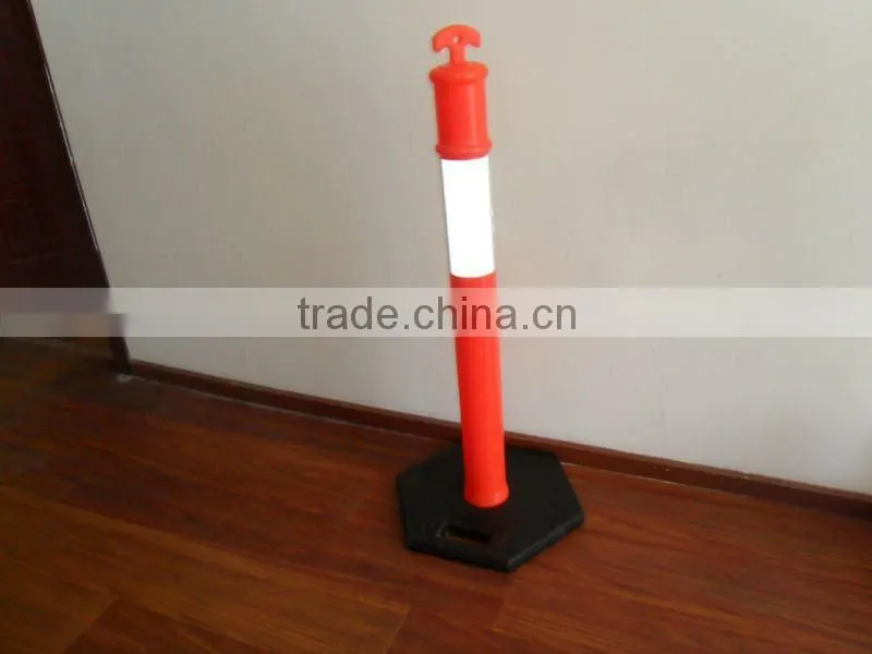 Flexible spring type plastic warning sign bollards / PU delineator post