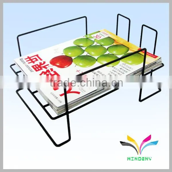 China Supplier Metal Wire Display Floor Standing Newspaper Rack