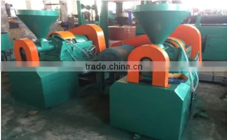 Waste tire recycling cutting rubber crumb machine