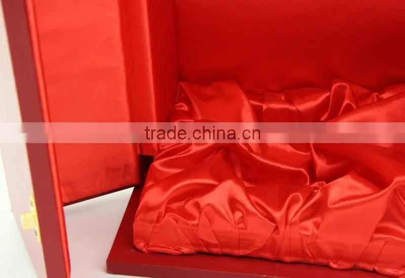 High quality wooden display box for Crystal Cup packaging