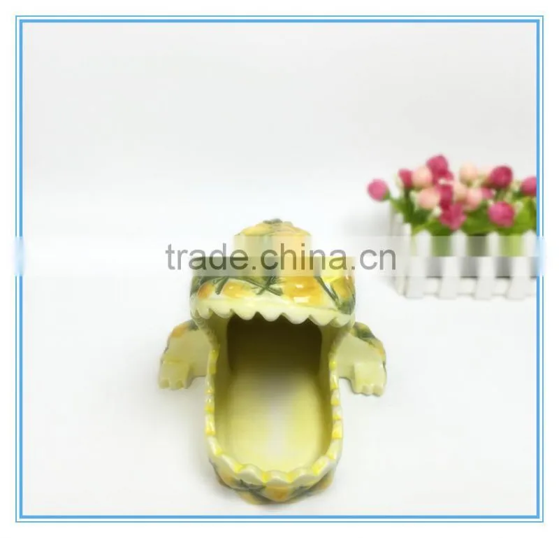 Elegant Customized Ceramic Home Decoration
