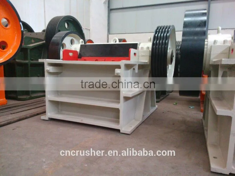 Durable hot sale rock crusher for road construction