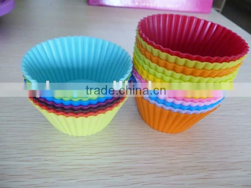 colorful lovely silicone mufin cake mould