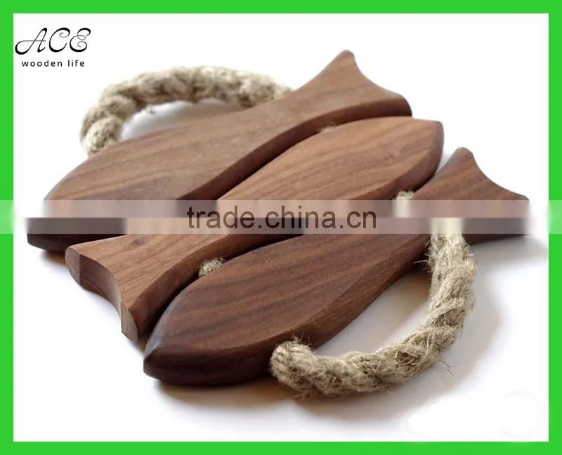 Fish shape wooden coasters