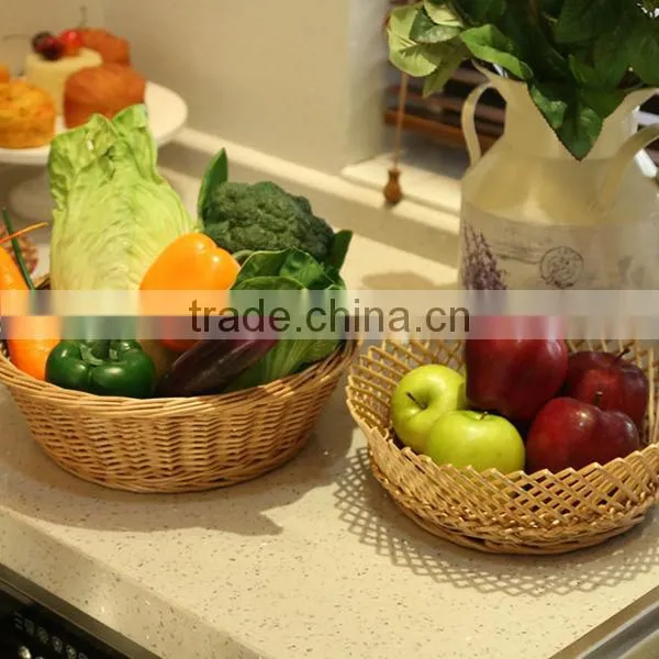 Round willow storage basket for bread and fruit
