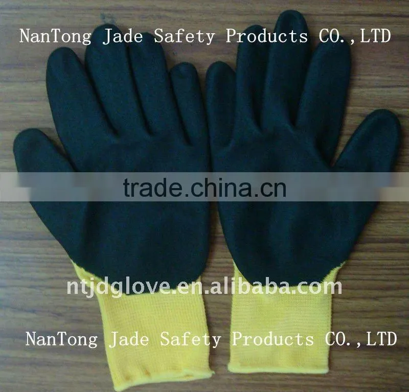 Laszlo Grind arenaceous black nitirl coated glove