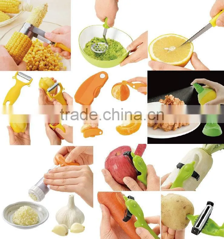Various types of convenient fruit slicer with superb cutting edges