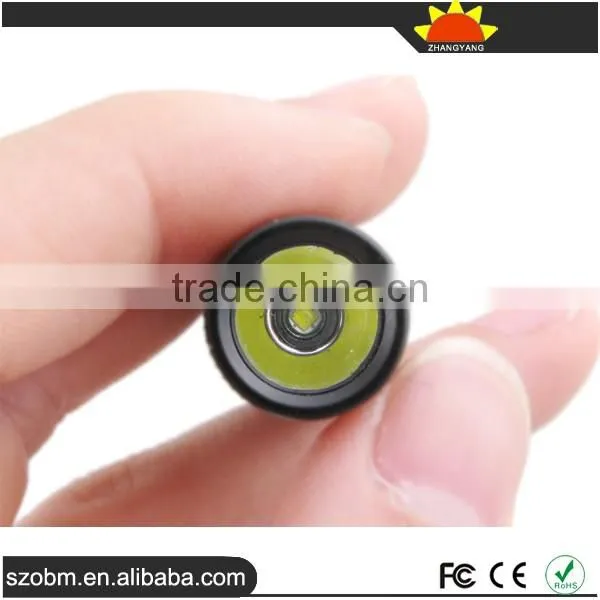 Mini Portable R5 Led Flashlight Type Keychain with AAA Dry Battery