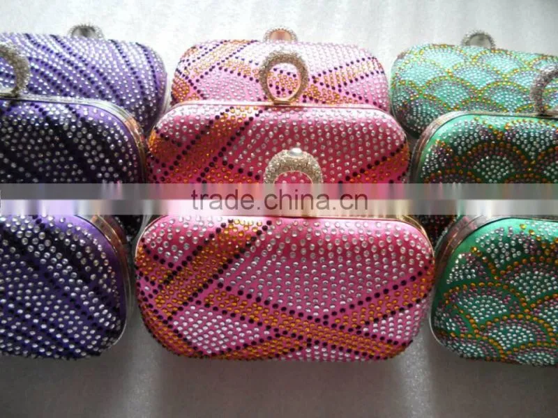 Dense drilling rhinestone evening clutch bag