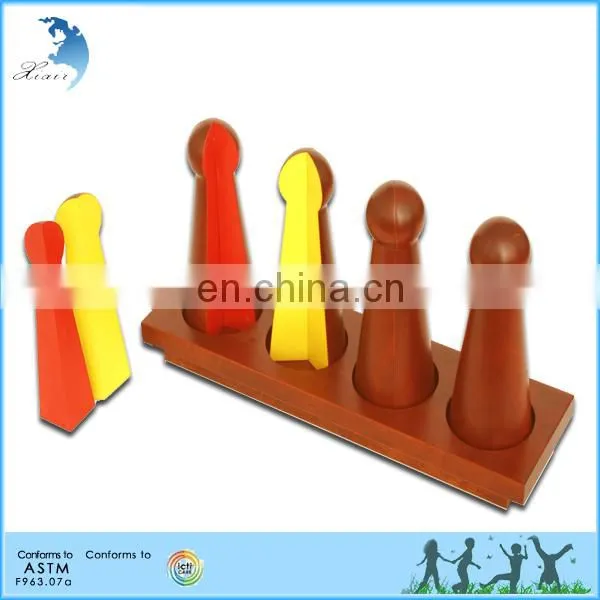 Preschool Wooden Educational Montessori Material EN71 Mathematic Toy Sandpaper Numerals 0-9 in a Display Stand