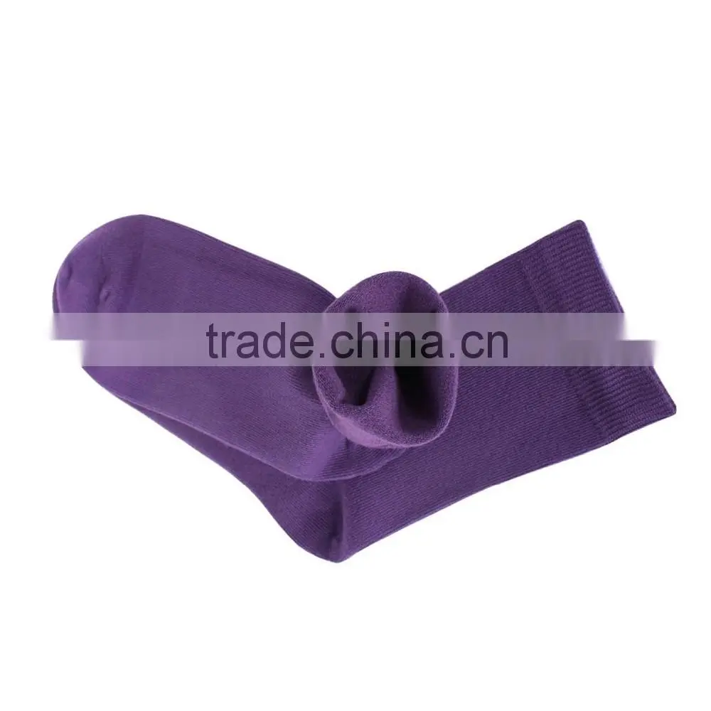 Comfortable and breathable solid color women socks