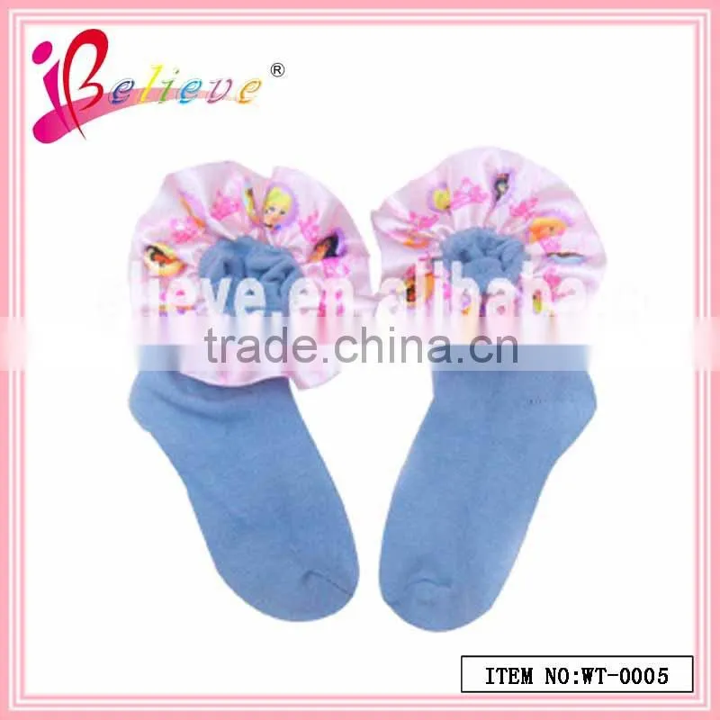 2014 Good selling baby products fancy soft fabric wholesale baby socks with ribbon (WT-0005)