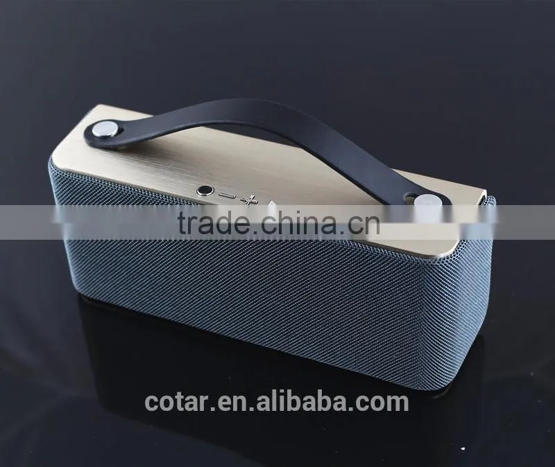 Portable Aluminum Battery Capacity 2200 mah Special Fortified Speaker Bluetooth Speaker With Hand Band