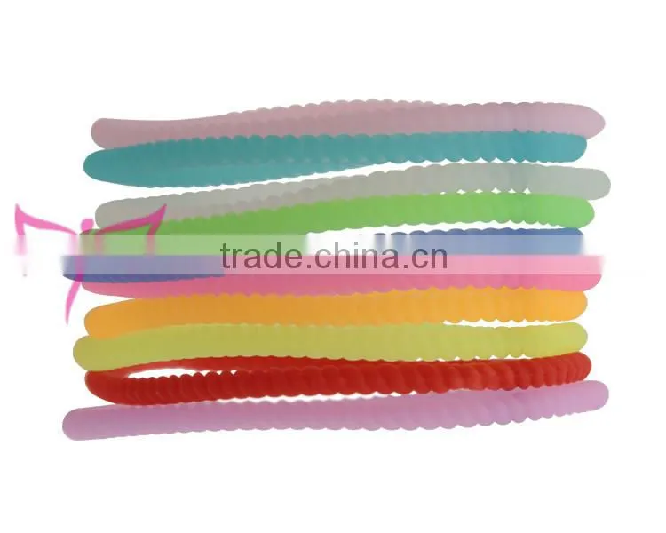 European Market Stylish Infinity Bracelet,thin silicone bracelet,tie shape rubber bracelet