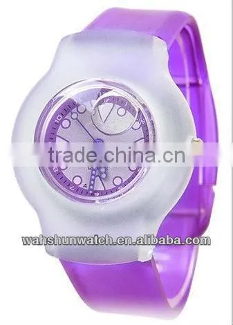 2013 candy color plastic strap cheap custom vogue ladies jelly watch