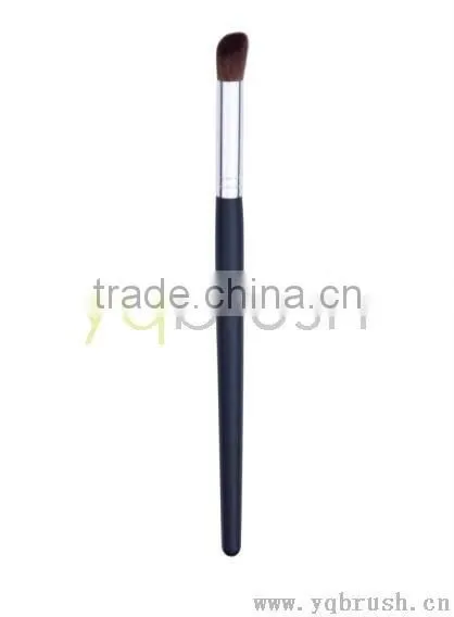 Half round small angle eye brush