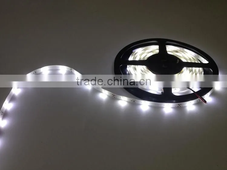 9.6W 120 Leds 8mm PCB 480Lm DC 12V 24V IP20 / IP65 / IP67 / IP68 LED Light LED Strip 3528