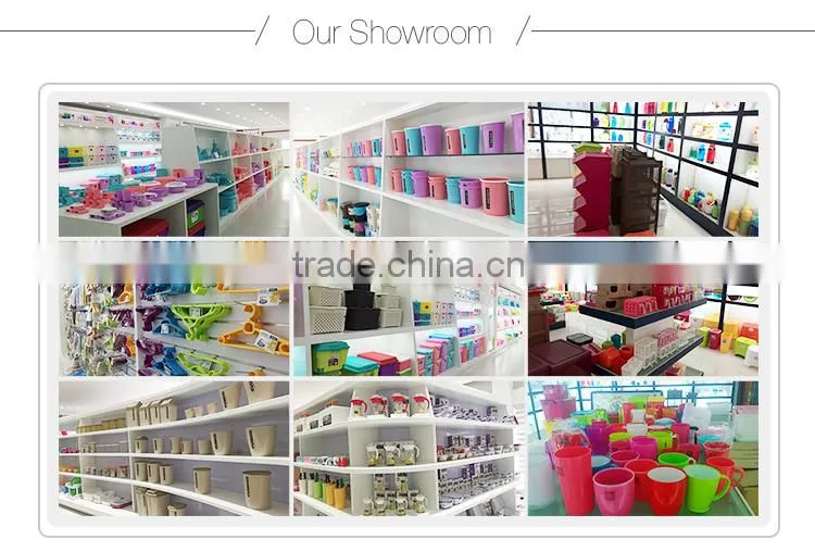 food transport container lock and lock food container