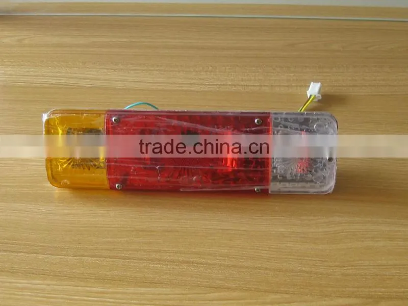 rear turning light for three wheel motorcycle