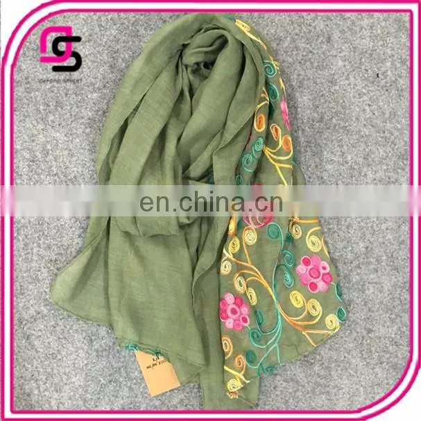 2017 Fashional flower embroidery cape Chinese style frivolous scarf for ladies